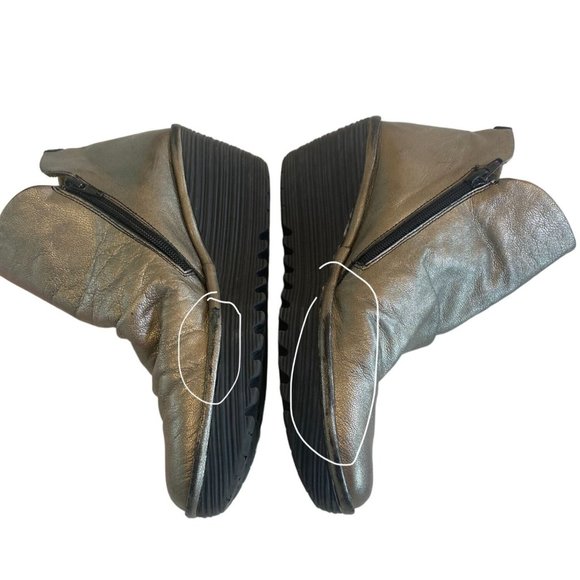 Fly London EU 41 Gold Metallic Weso Boots Booties | Leather Upper - Picture 9 of 13